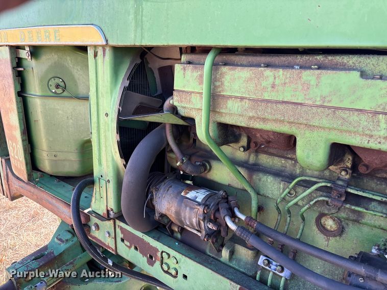 image for item EA7758 John Deere 4620 tractor