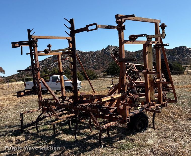 image for item EA7764 KRAUSE 744A field cultivator