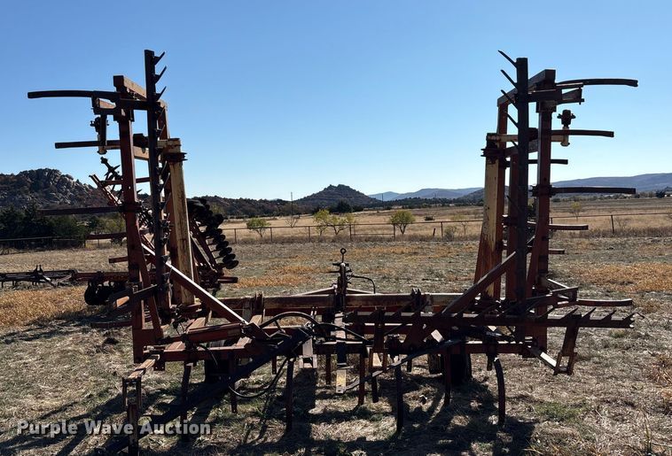 image for item EA7764 KRAUSE 744A field cultivator