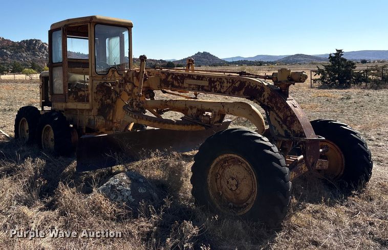 image for item EA7765 1959 Allis-Chambers 145 motor grader