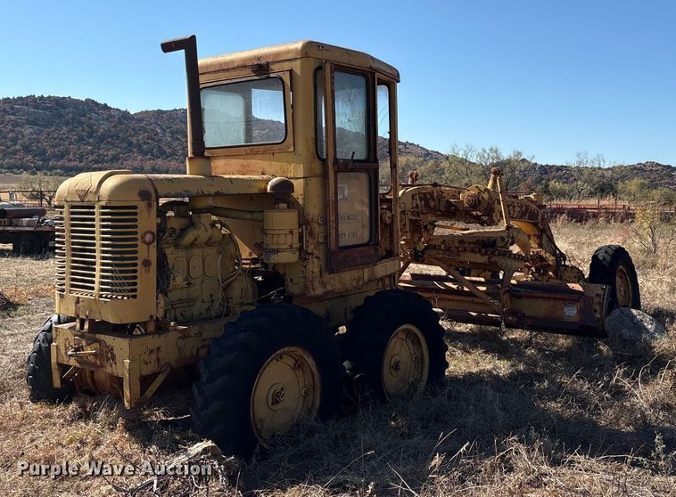 image for item EA7765 1959 Allis-Chambers 145 motor grader