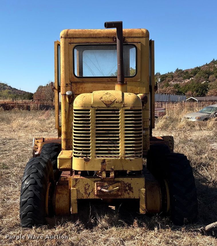 image for item EA7765 1959 Allis-Chambers 145 motor grader