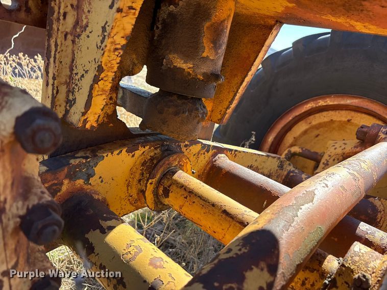 image for item EA7765 1959 Allis-Chambers 145 motor grader