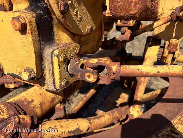 image for item EA7765 1959 Allis-Chambers 145 motor grader