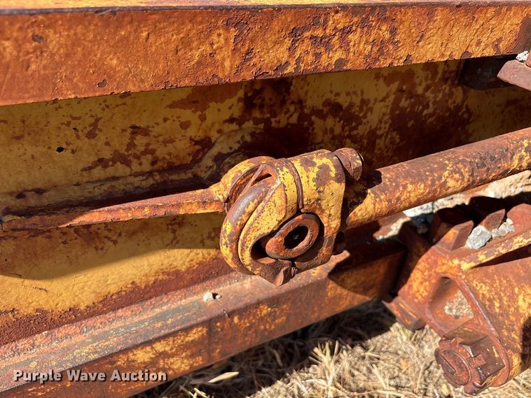 image for item EA7765 1959 Allis-Chambers 145 motor grader