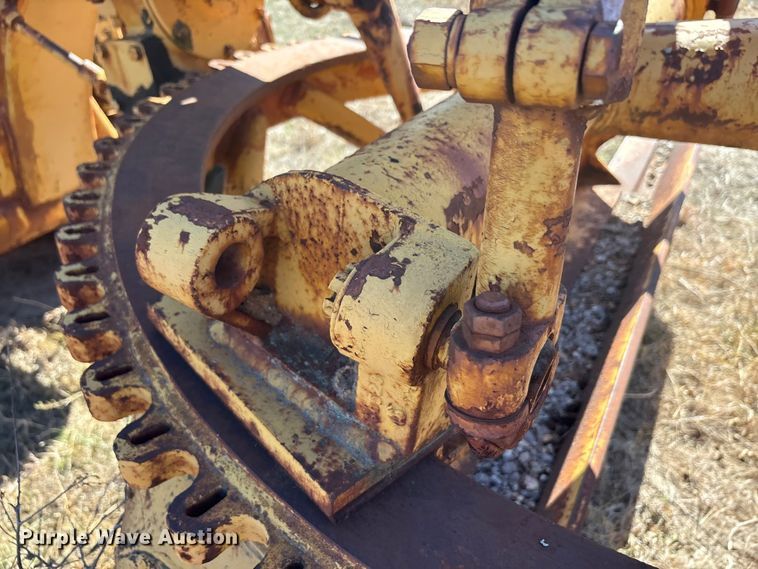 image for item EA7765 1959 Allis-Chambers 145 motor grader