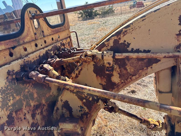 image for item EA7765 1959 Allis-Chambers 145 motor grader