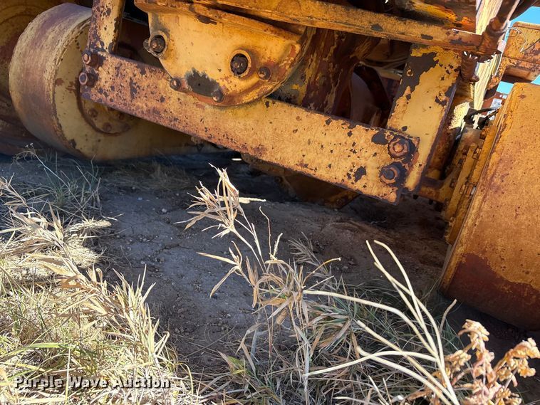 image for item EA7765 1959 Allis-Chambers 145 motor grader