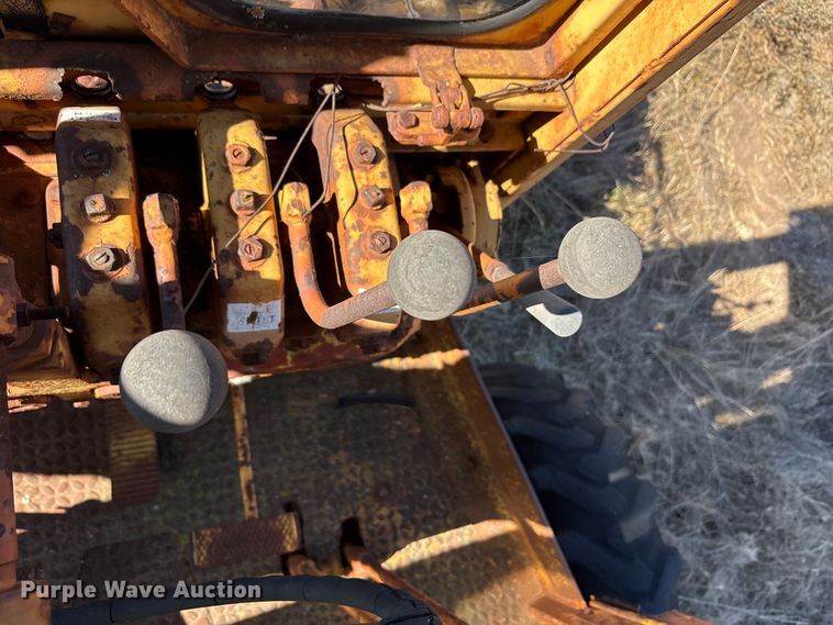 image for item EA7765 1959 Allis-Chambers 145 motor grader