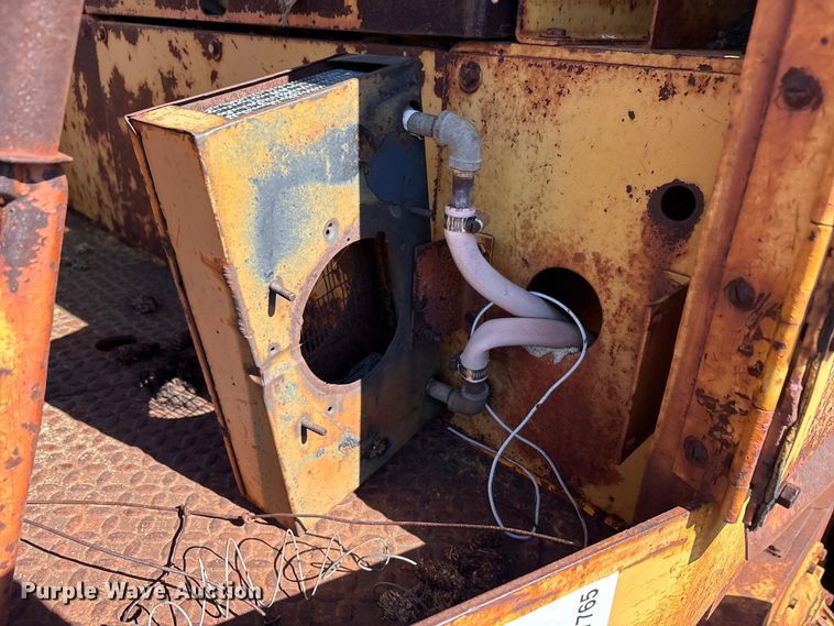 image for item EA7765 1959 Allis-Chambers 145 motor grader