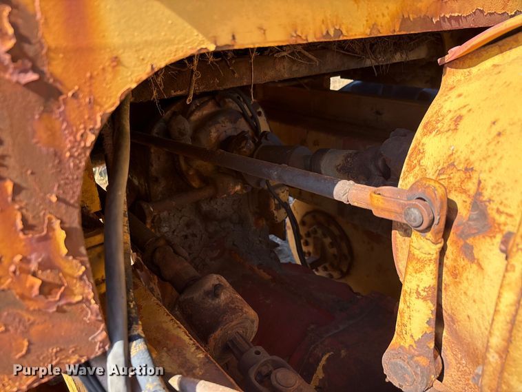 image for item EA7765 1959 Allis-Chambers 145 motor grader