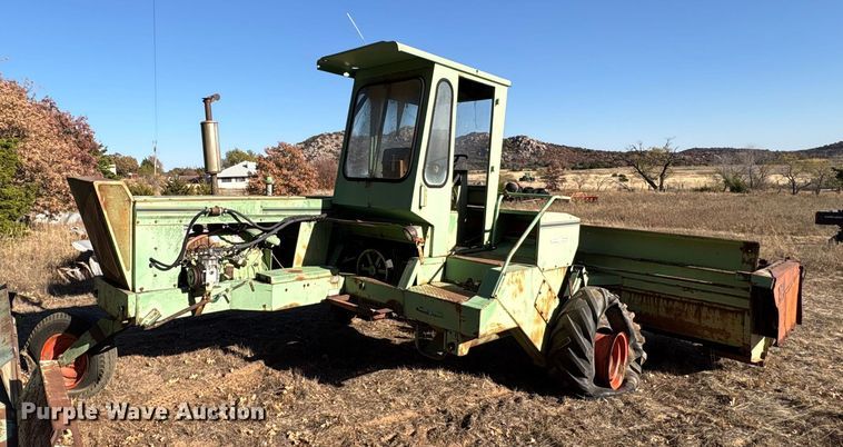 image for item EA7767 Owatonna 275 swather / windrower