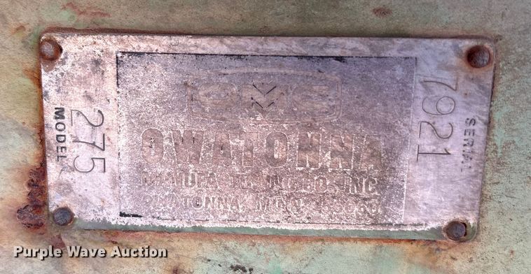 image for item EA7767 Owatonna 275 swather / windrower