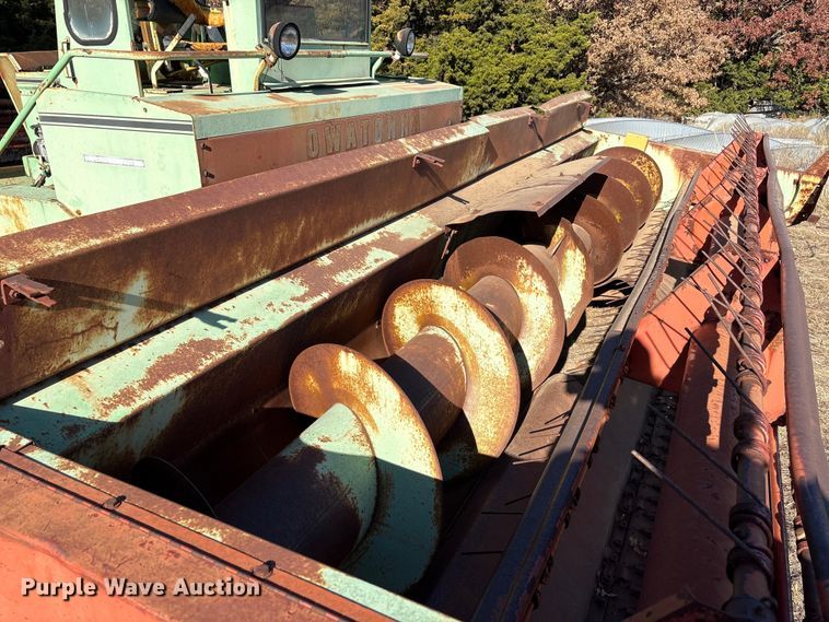 image for item EA7767 Owatonna 275 swather / windrower