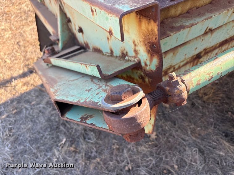 image for item EA7767 Owatonna 275 swather / windrower