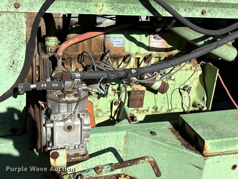 image for item EA7767 Owatonna 275 swather / windrower