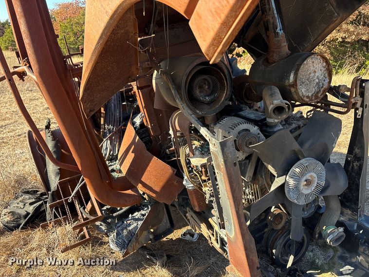 image for item EA7768 New Holland TS110 tractor