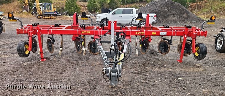 image for item EB8416 2016 Agco Corporation Sunflower 4710 in-line ripper