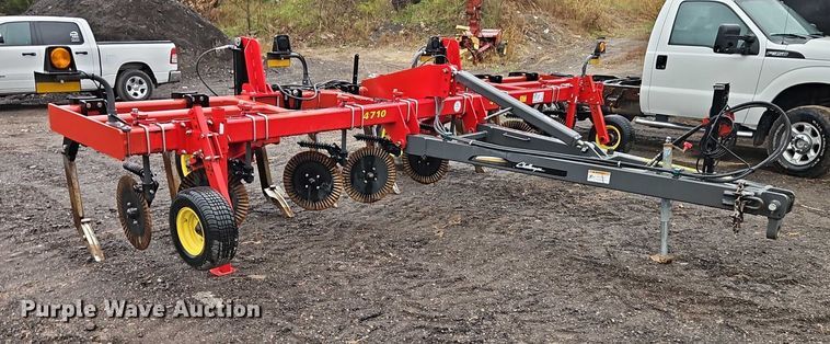 image for item EB8416 2016 Agco Corporation Sunflower 4710 in-line ripper