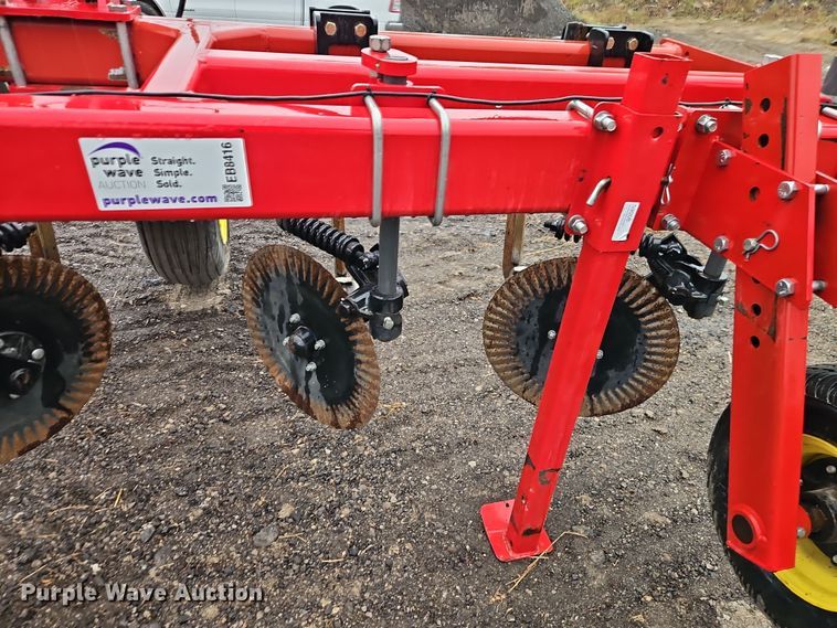 image for item EB8416 2016 Agco Corporation Sunflower 4710 in-line ripper