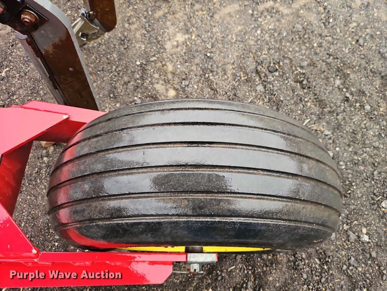 image for item EB8416 2016 Agco Corporation Sunflower 4710 in-line ripper