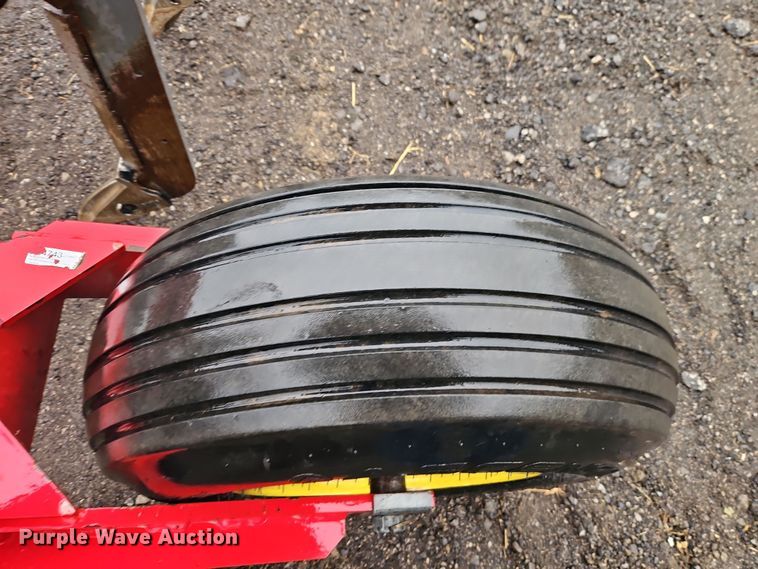 image for item EB8416 2016 Agco Corporation Sunflower 4710 in-line ripper