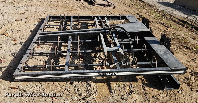 image for item EB8429 Hoelscher 108 bale accumulator grapple