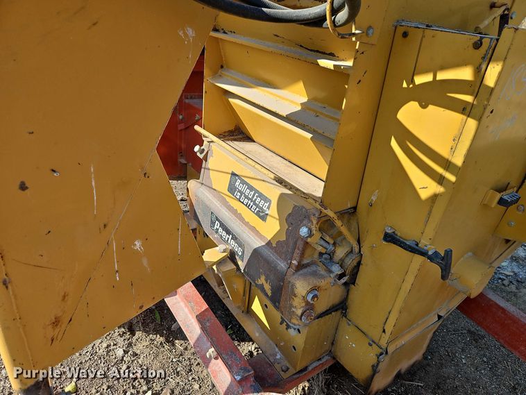 image for item EB8431 Peerless International 20091 feed grinder/mixer