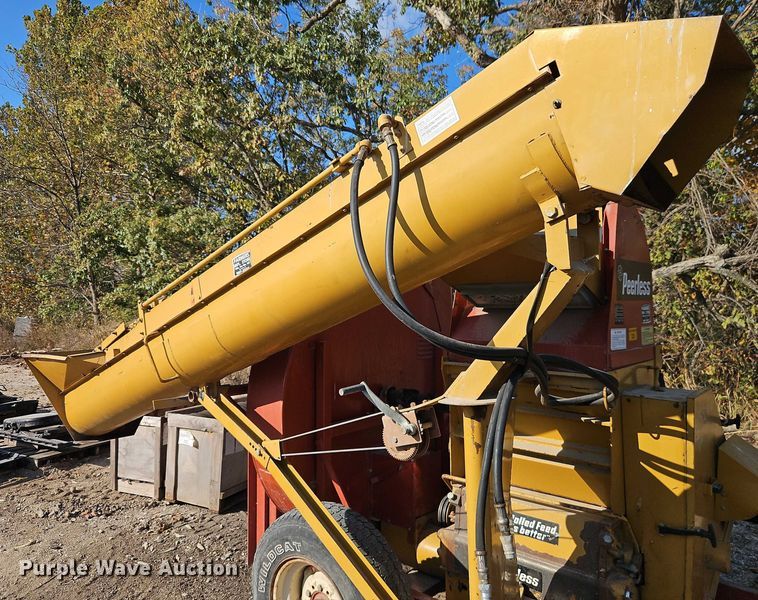 image for item EB8431 Peerless International 20091 feed grinder/mixer