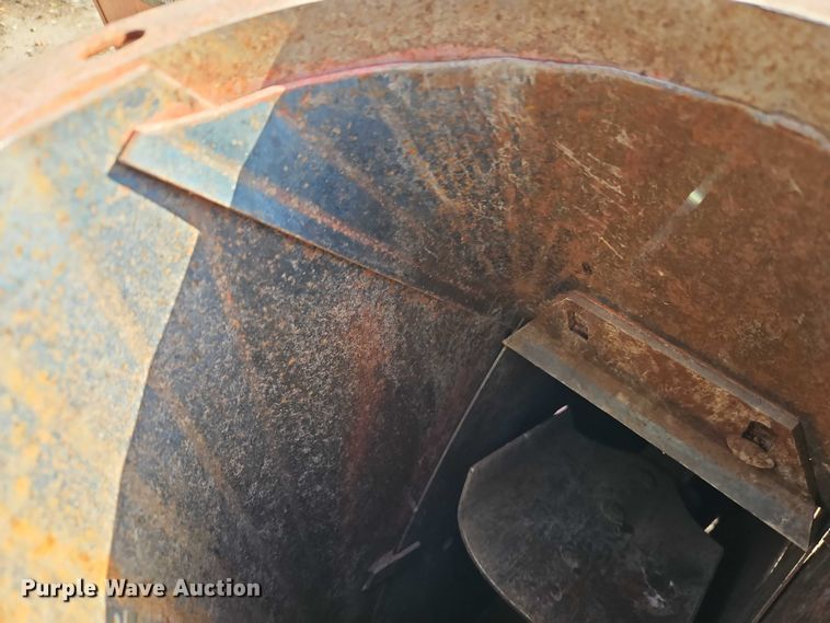 image for item EB8431 Peerless International 20091 feed grinder/mixer