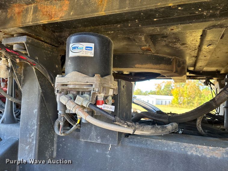 image for item EC3898 2019 RBR Enterprise Vector 380 spreader