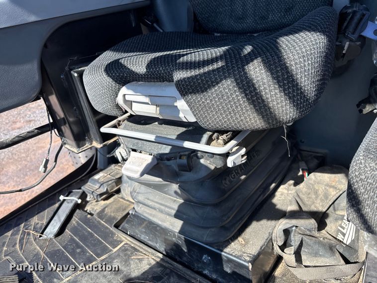 image for item EC3915 2017 RBR Enterprise Vector 300 spreader