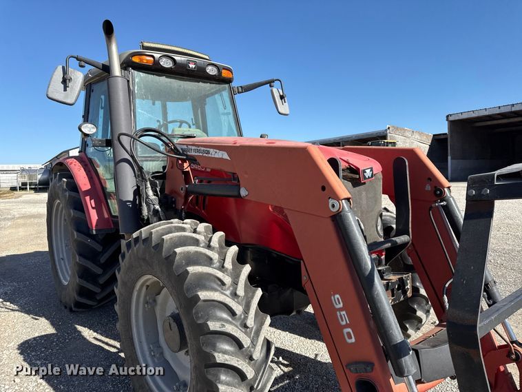 image for item EC4452 2008 Massey Ferguson 5465 MFWD tractor