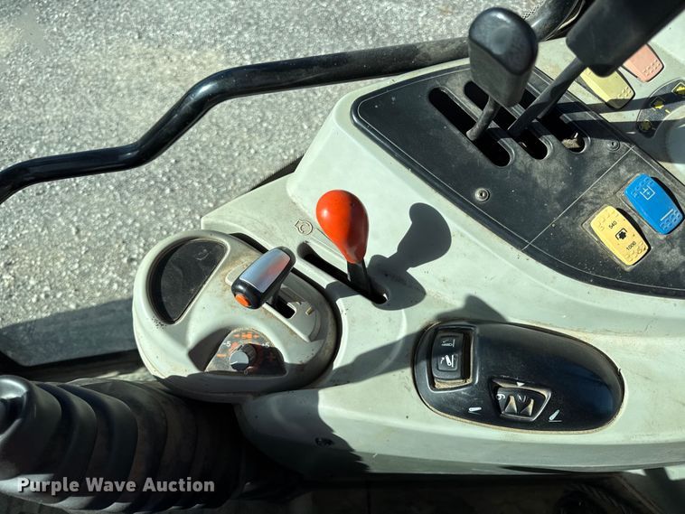 image for item EC4452 2008 Massey Ferguson 5465 MFWD tractor