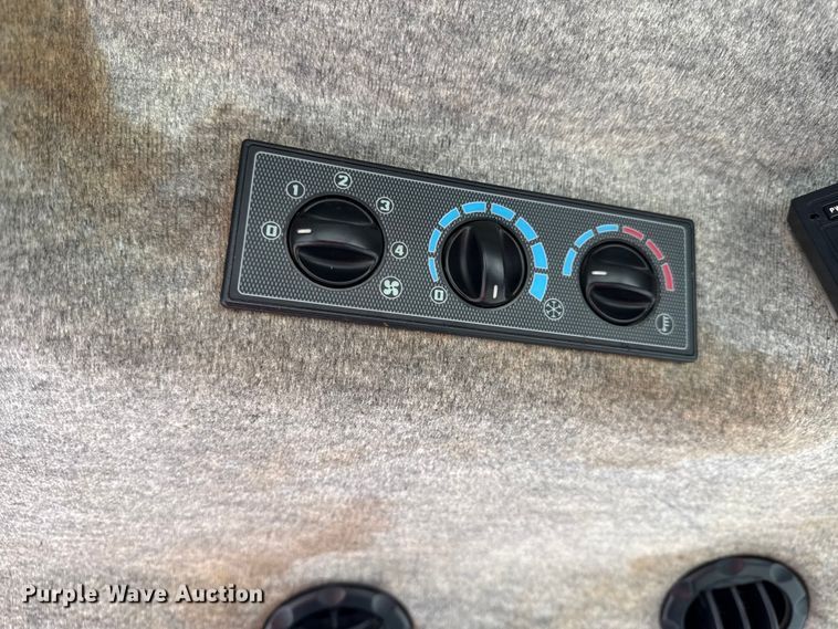 image for item EC4452 2008 Massey Ferguson 5465 MFWD tractor