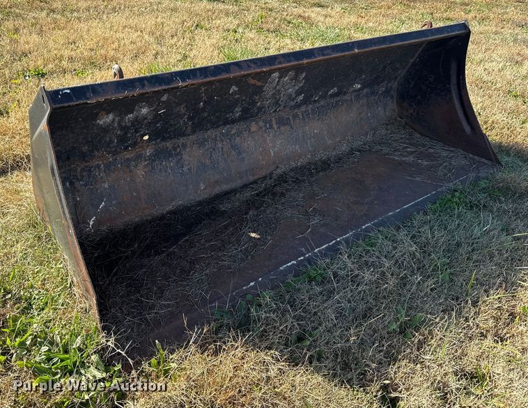 image for item EC4452 2008 Massey Ferguson 5465 MFWD tractor