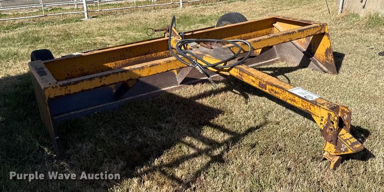 image for item EC4453 Soilmover box blade