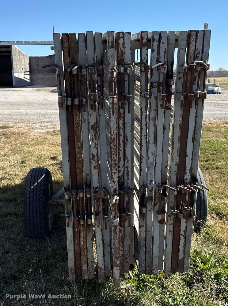 image for item EC4454 Livestock equipment