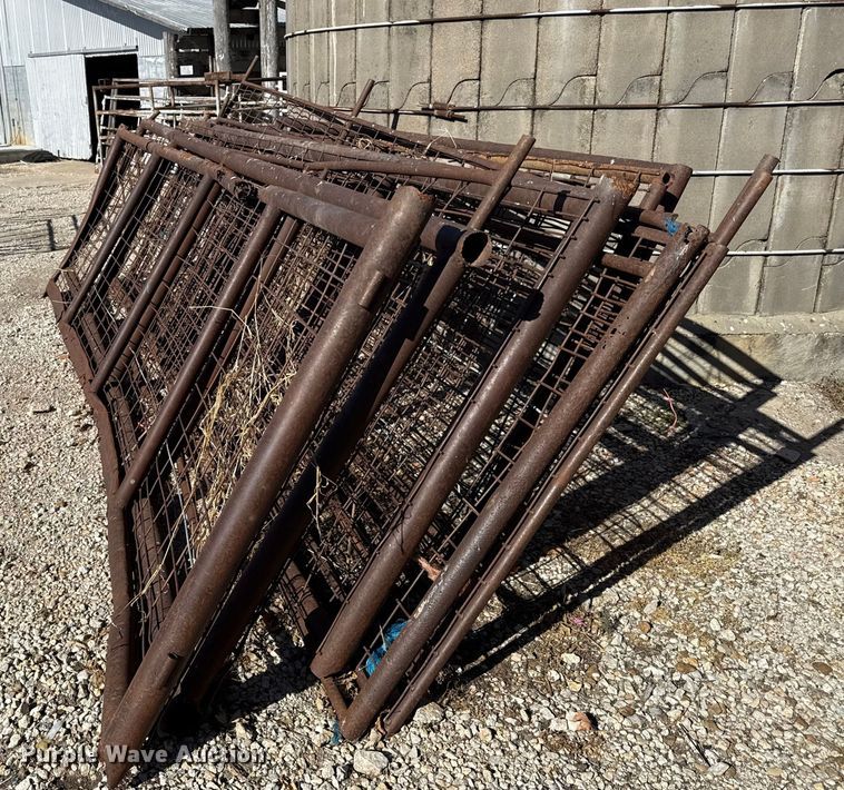 image for item EC4454 Livestock equipment