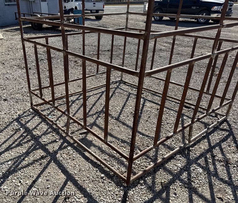 image for item EC4454 Livestock equipment