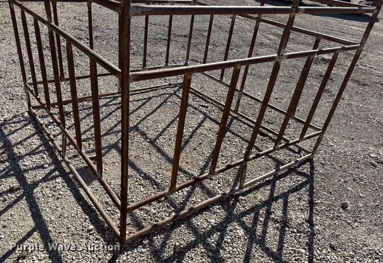 image for item EC4454 Livestock equipment