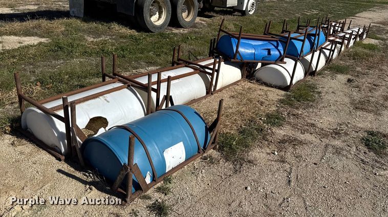 image for item EC4458 (21) barrel feed bunks