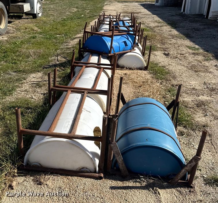 image for item EC4458 (21) barrel feed bunks