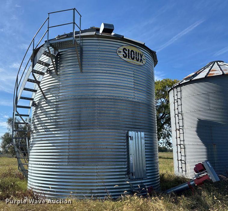 image for item ED2325 Sioux grain bin