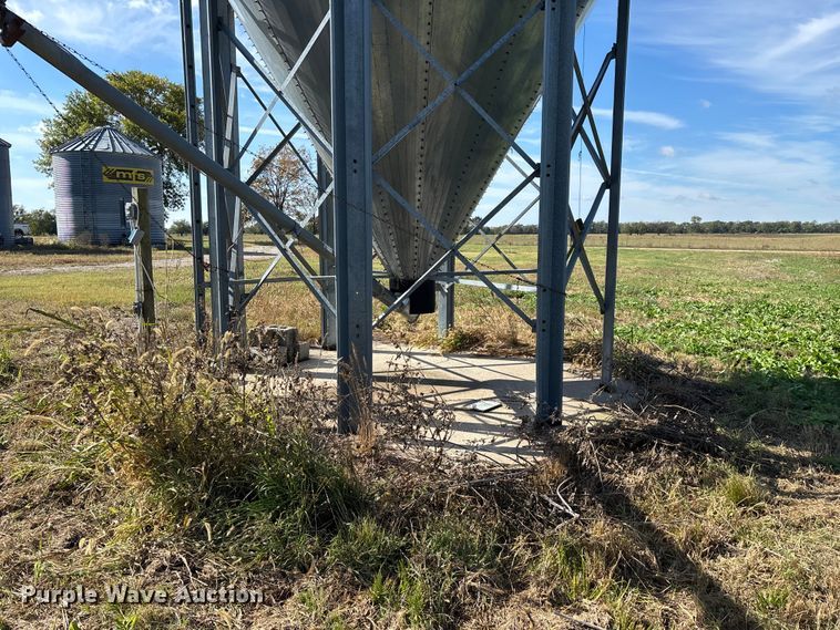image for item ED2326 MFS hopper bottom grain bin