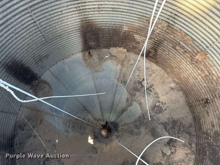 image for item ED2326 MFS hopper bottom grain bin