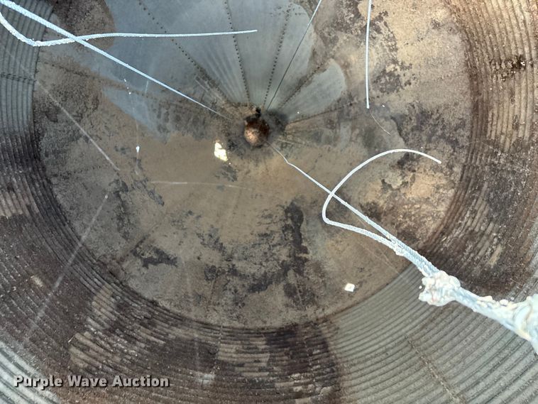 image for item ED2326 MFS hopper bottom grain bin