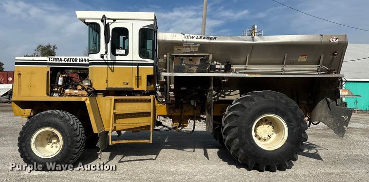 image for item ED2355 1994 Ag-Chem Terra-Gator 1844 spreader