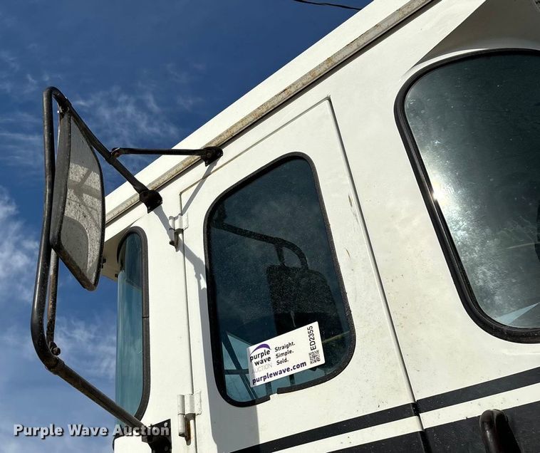 image for item ED2355 1994 Ag-Chem Terra-Gator 1844 spreader