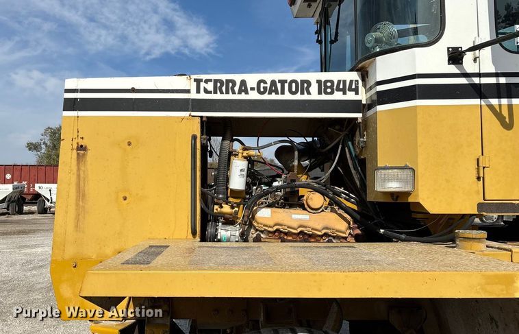 image for item ED2355 1994 Ag-Chem Terra-Gator 1844 spreader